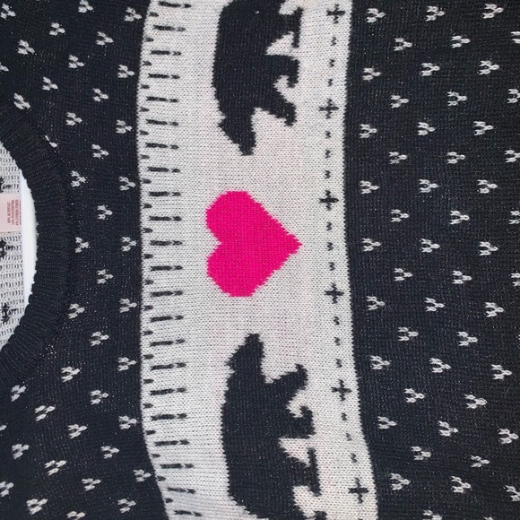 Sweater - Picture 2 of 4